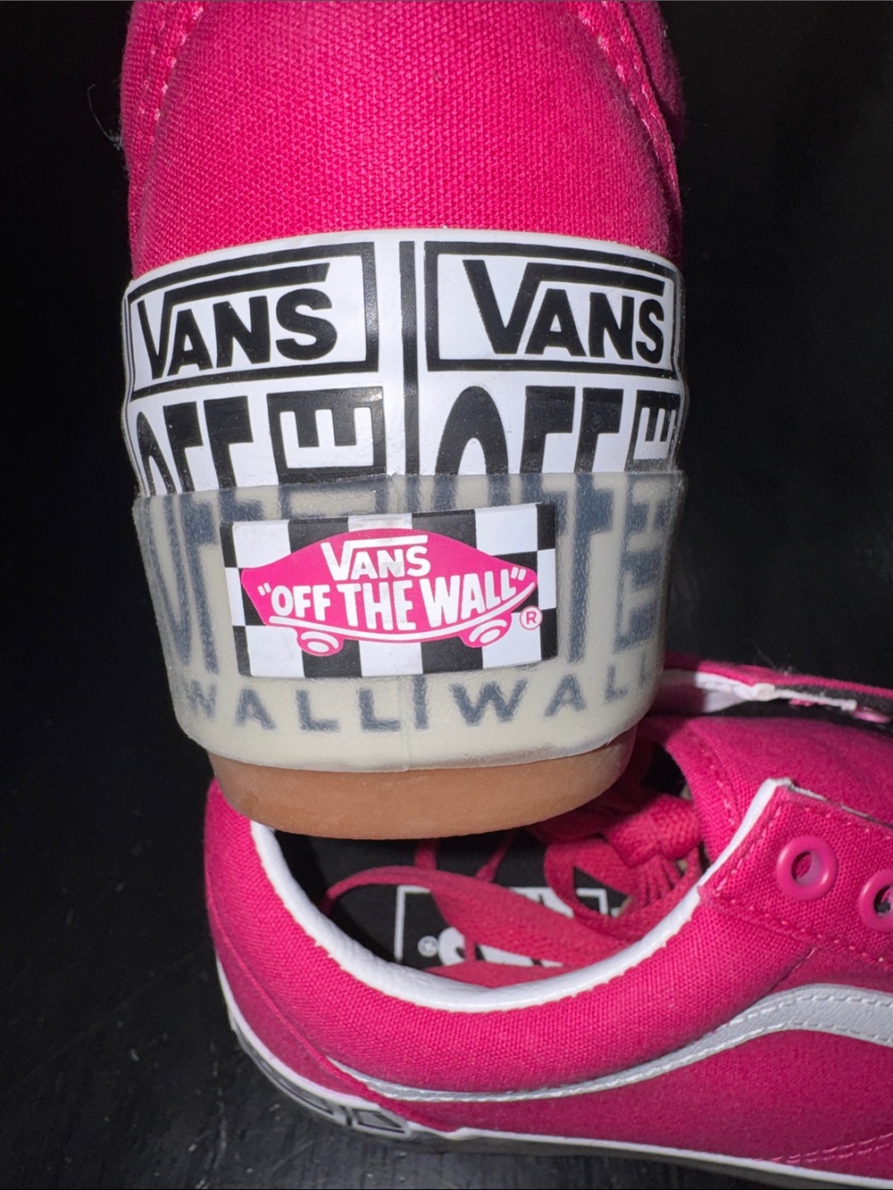 VANS off the wall. hot pink women’s platform sneakers size 8.5. NEW with tags. - Picture 8 of 10